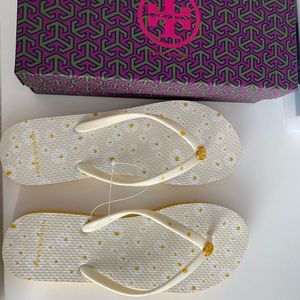 Tory Burch Printed Flip Flop, 8 US